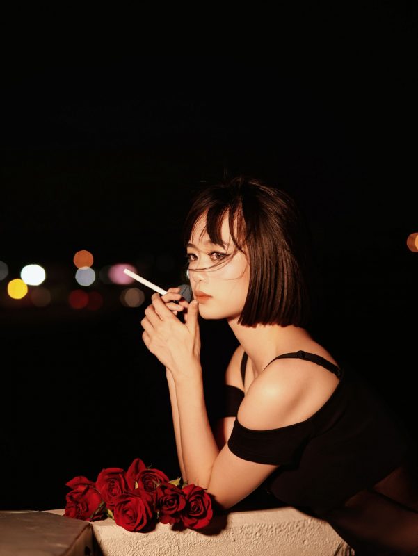– 《天台性感纯欲风》[12P]-蜜私库