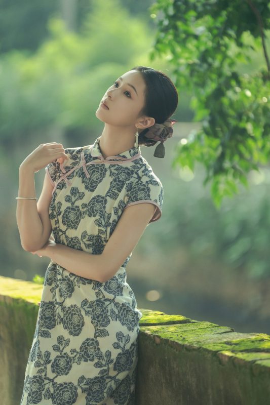绛朱_ – 《旗袍 | 世上何来常青树》[16P]-蜜私库