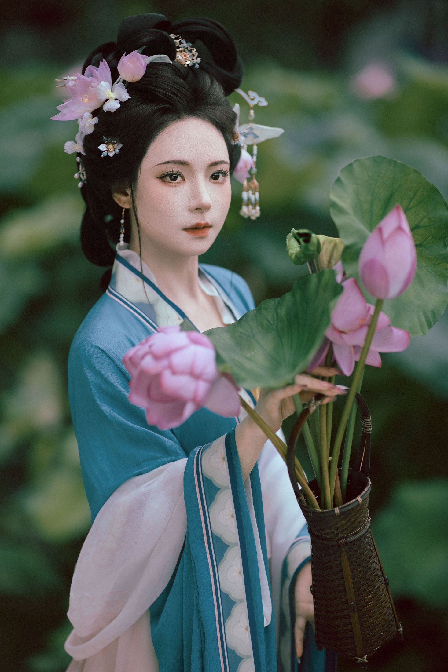图片[2]-爱莫离 – 《荷香》[26P]-蜜私库